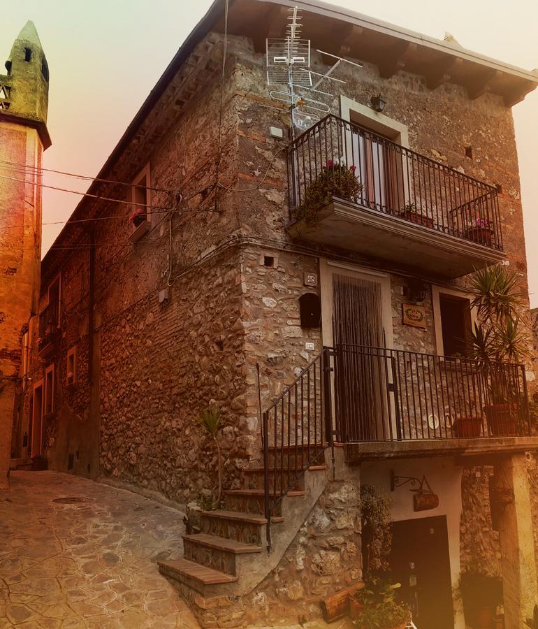B&B Dhafna Civita Exterior foto